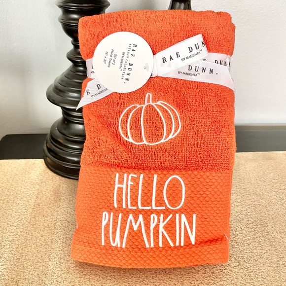🆕Rae Dunn SET OF 2 HELLO PUMPKIN Hand Towels - Picture 6 of 6